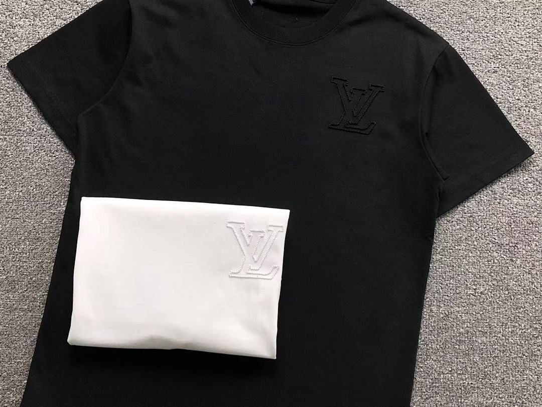 Louis Vuitton 135 L⭐ T-SHIRT 3203272617 (Im 170Cm 60Kg I Wear Size M In The Phot) - Image 17