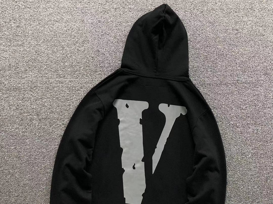 On Running 118 VLONE HOODIE 510113491 (Im 170Cm 60Kg I Wear Size S In The Phot) - Image 7