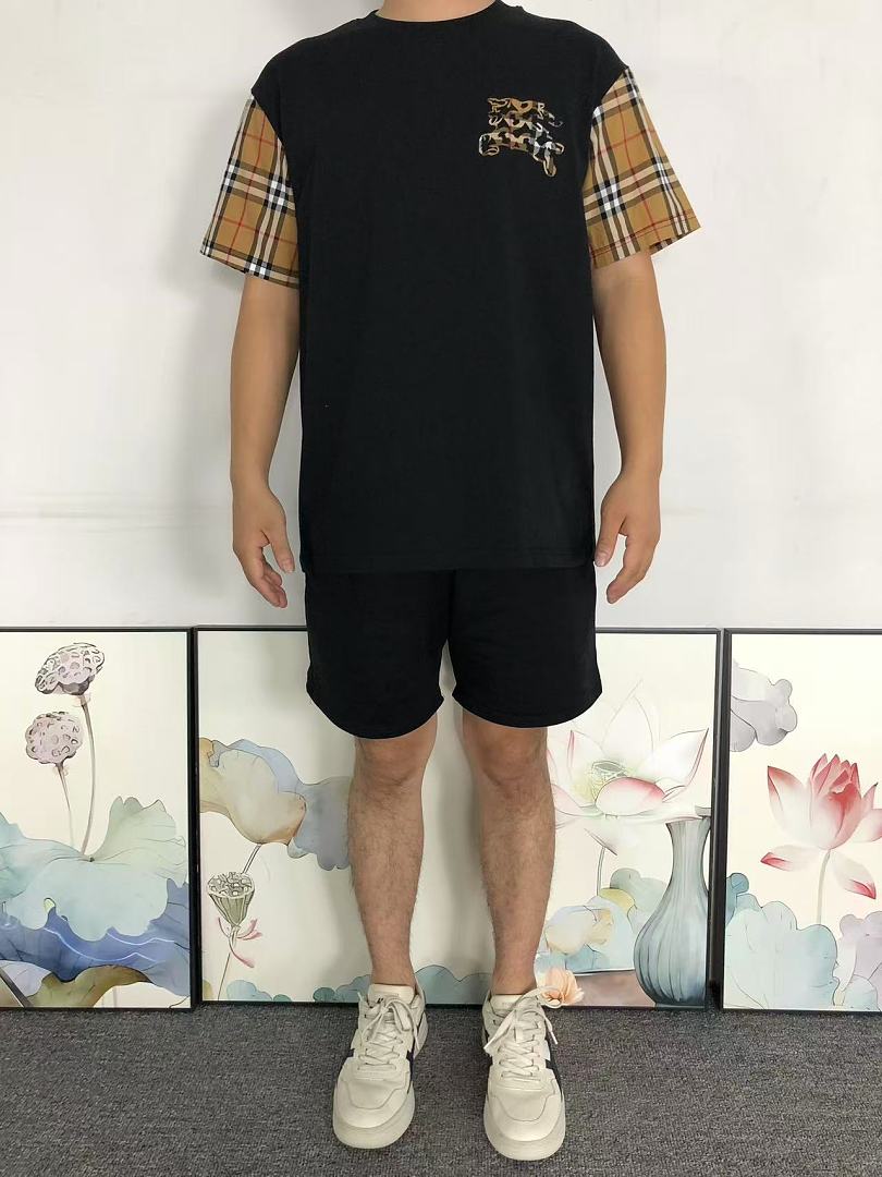 Burberry 125 B⭐R⭐E⭐RY T-SHIRT 2208032115 (Im 170Cm 60Kg I Wear Size S In The Phot) - Image 3