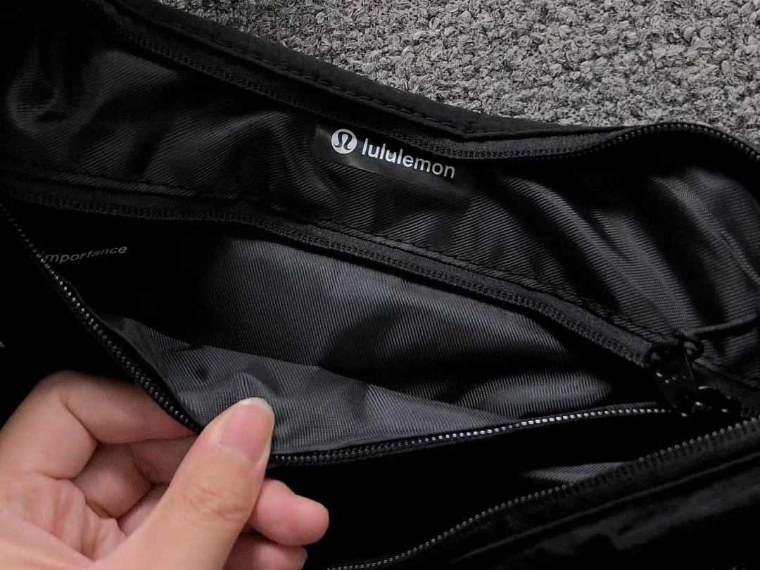 On Running 138 LULULEMON BAG 3205081023 (Long 31CM* Wide 15CM* High 27CM) - Image 15