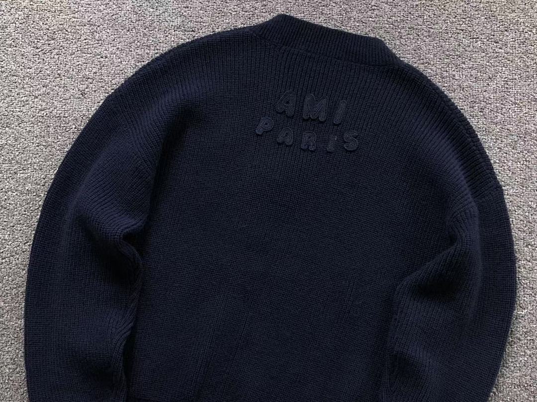 AMI 168 AMI SWEATER 3107160121 (Im 170Cm 60Kg I Wear Size M In The Phot) - Image 9