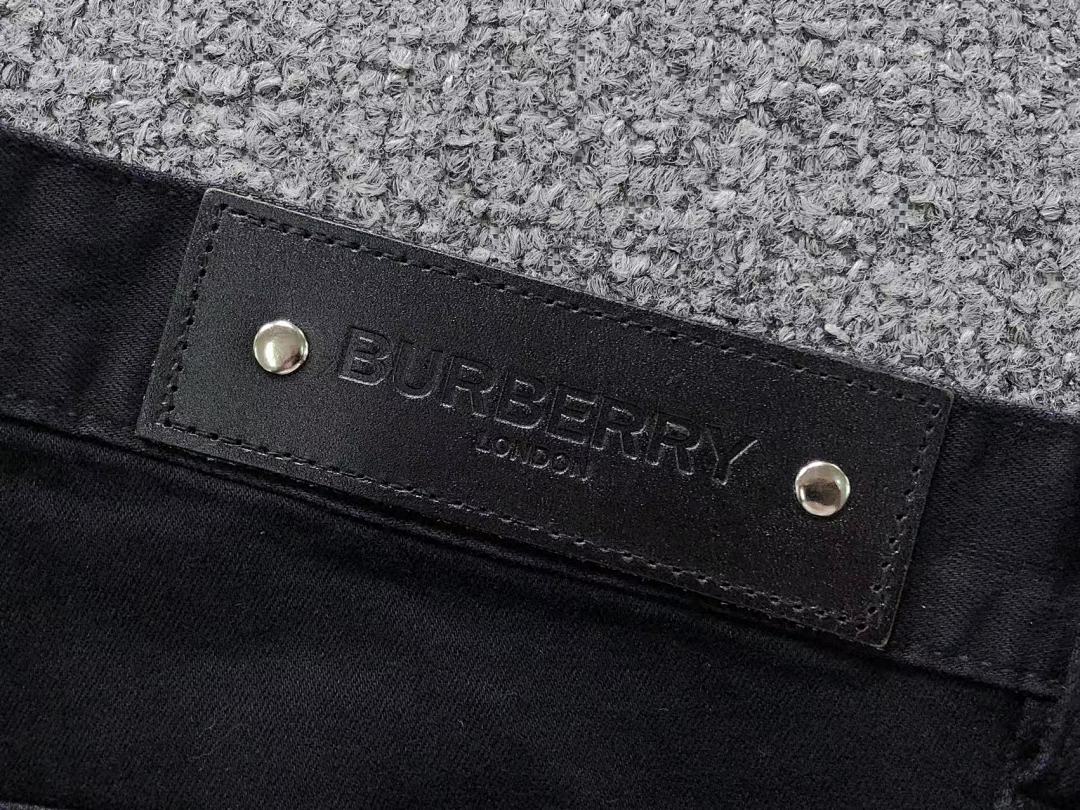 Burberry 215 B⭐R⭐E⭐RY - Image 7