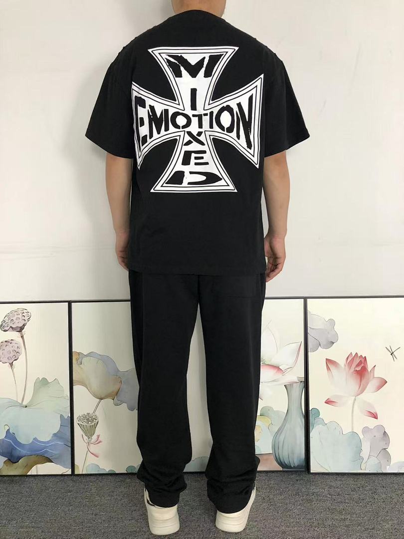On Running 85 MI⭐⭐D EM⭐⭐ION T-SHIRT 523260691 (Im 170Cm 60Kg I Wear Size S In The Phot) - Image 4