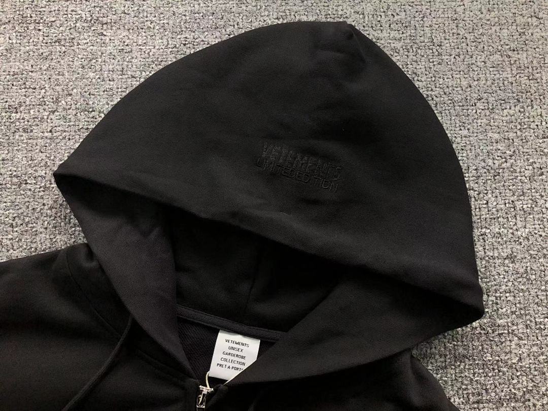 Vetements 238 VETEMENTS - Image 12