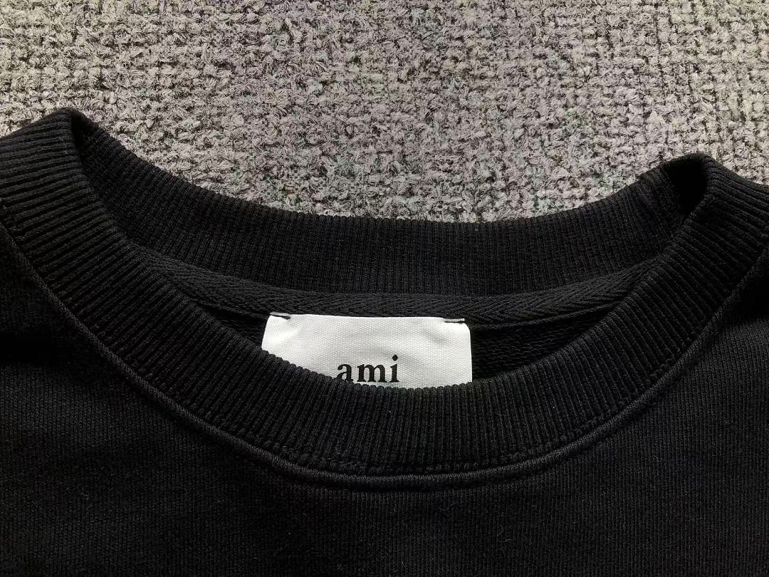 AMI 175 AMI HOODIE 22082704001 (Im 170Cm 60Kg I Wear Size M In The Phot) - Image 36