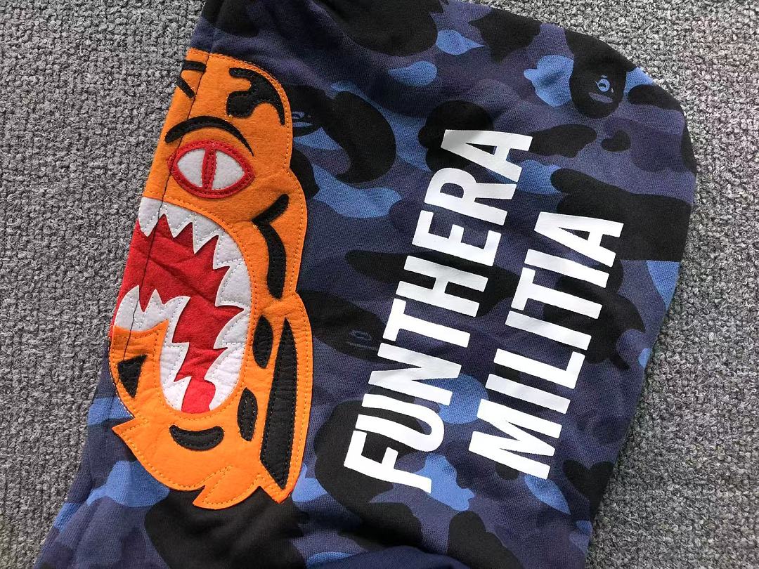 Bape 175 BAPE HOODIE 52070718158 (Im 170Cm 60Kg I Wear Size XL In The Phot) - Image 14