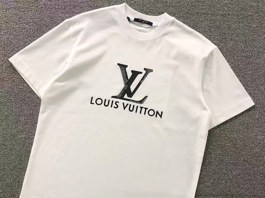 Louis Vuitton 115 L⭐ T-SHIRT 3201120121 (Im 170Cm 60Kg I Wear Size M In The Phot) - Image 8