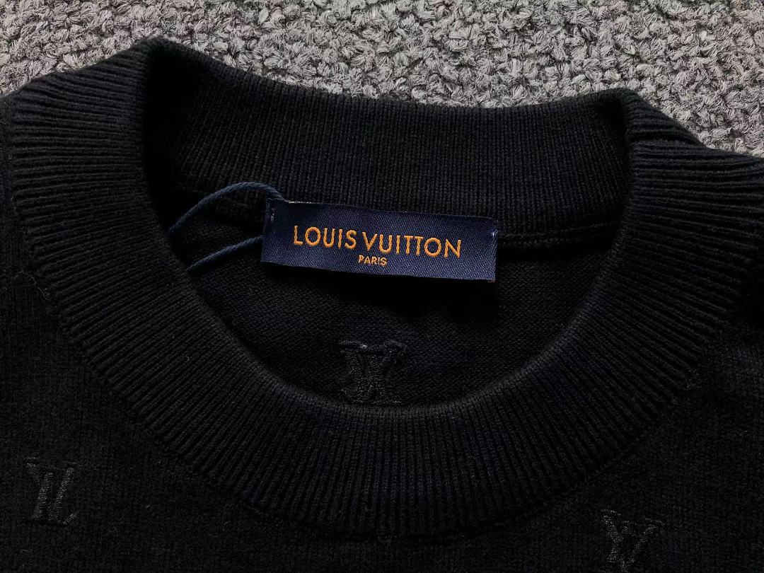 Louis Vuitton 195 L⭐ T-SHIRT 22060109125 (Im 170Cm 60Kg I Wear Size M In The Phot) - Image 11