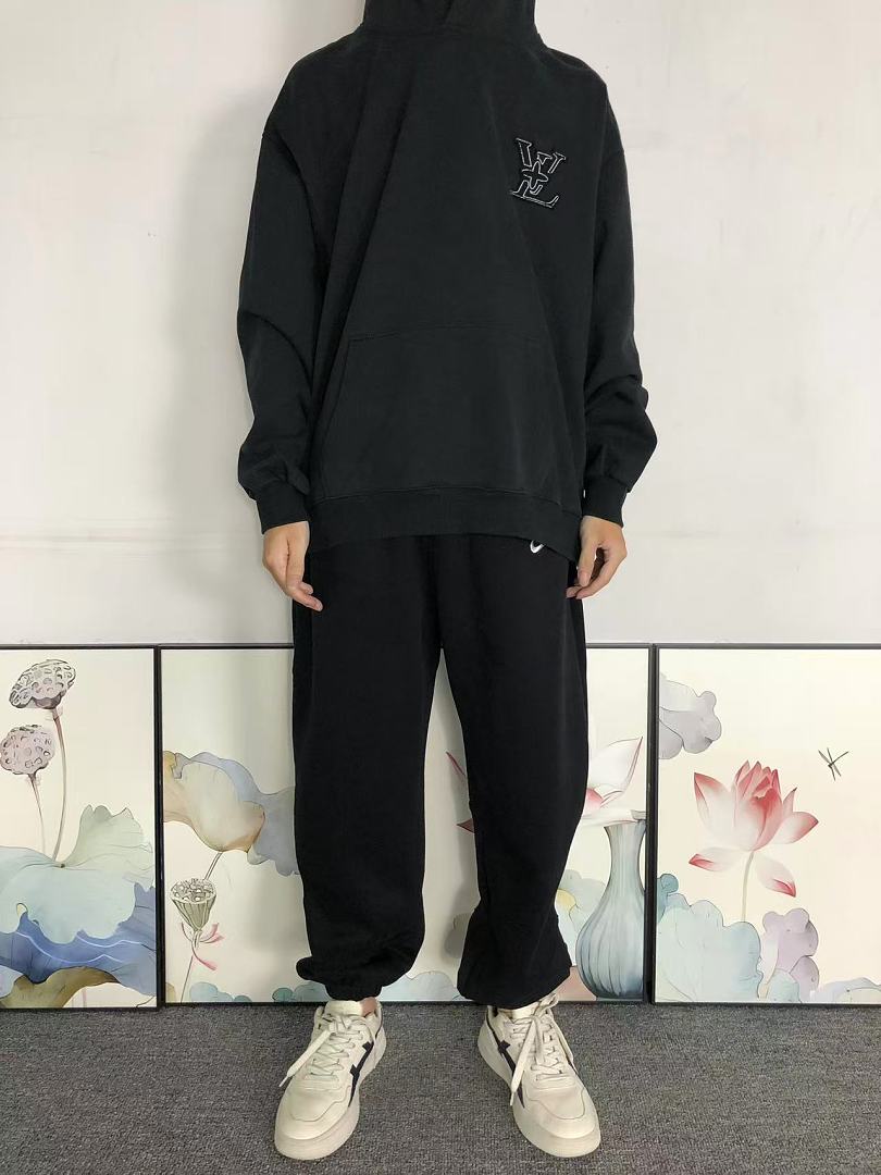 Louis Vuitton 188 L⭐ HOODIE 3208270921 (Im 170Cm 60Kg I Wear Size M In The Phot) - Image 3