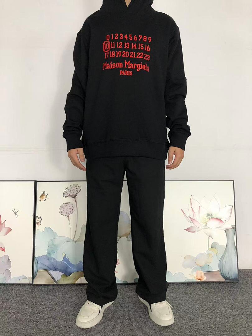 On Running 125 MAISON MARGIELA HOODIE 58262286 (Im 170Cm 60Kg I Wear Size 46 In The Phot) - Image 3