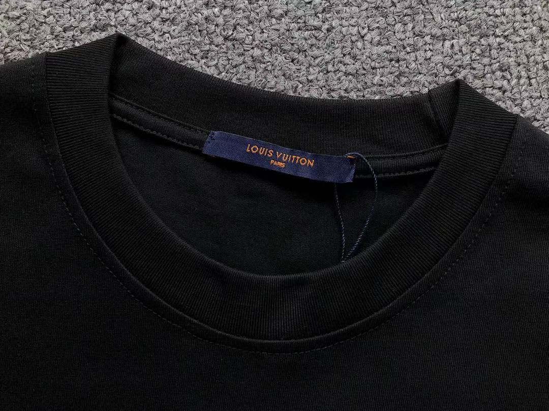 Louis Vuitton 115 L⭐ T-SHIRT 214301615 (Im 170Cm 60Kg I Wear Size L In The Phot) - Image 19