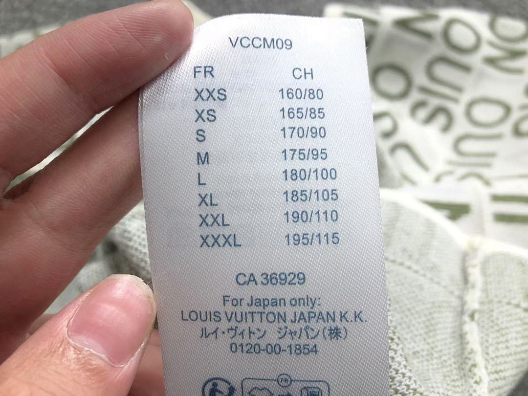 Louis Vuitton 178 L⭐ T-SHIRT SWEATER 2201236421 (Im 170Cm 60Kg I Wear Size S In The Phot) - Image 17