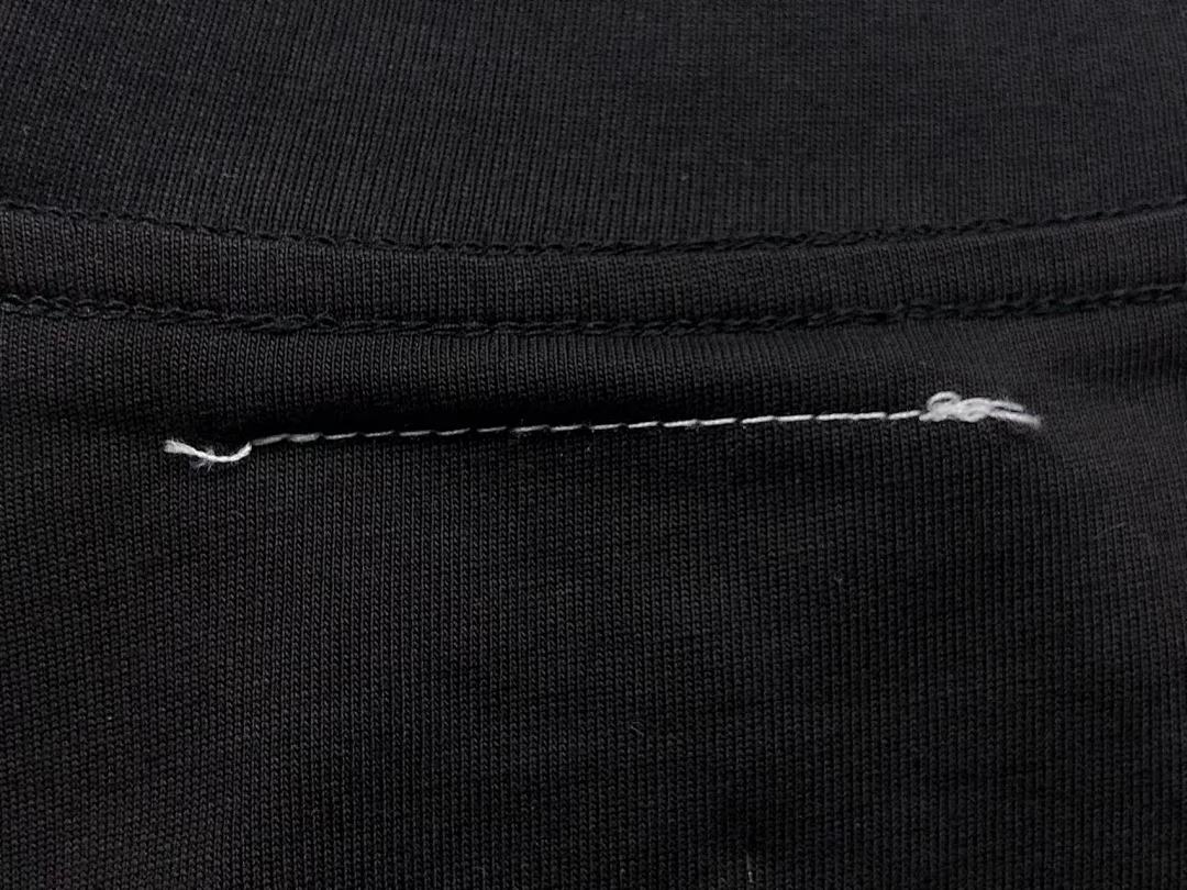 On Running 88 MAISON MARGIELA T-SHIRT 5212432162 (Im 170Cm 60Kg I Wear Size 44 In The Phot) - Image 13