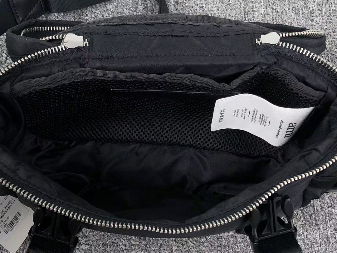 AMI 258 AMI BAG 41121875 (Long 30CM* Wide 7CM* High 20CM) - Image 10