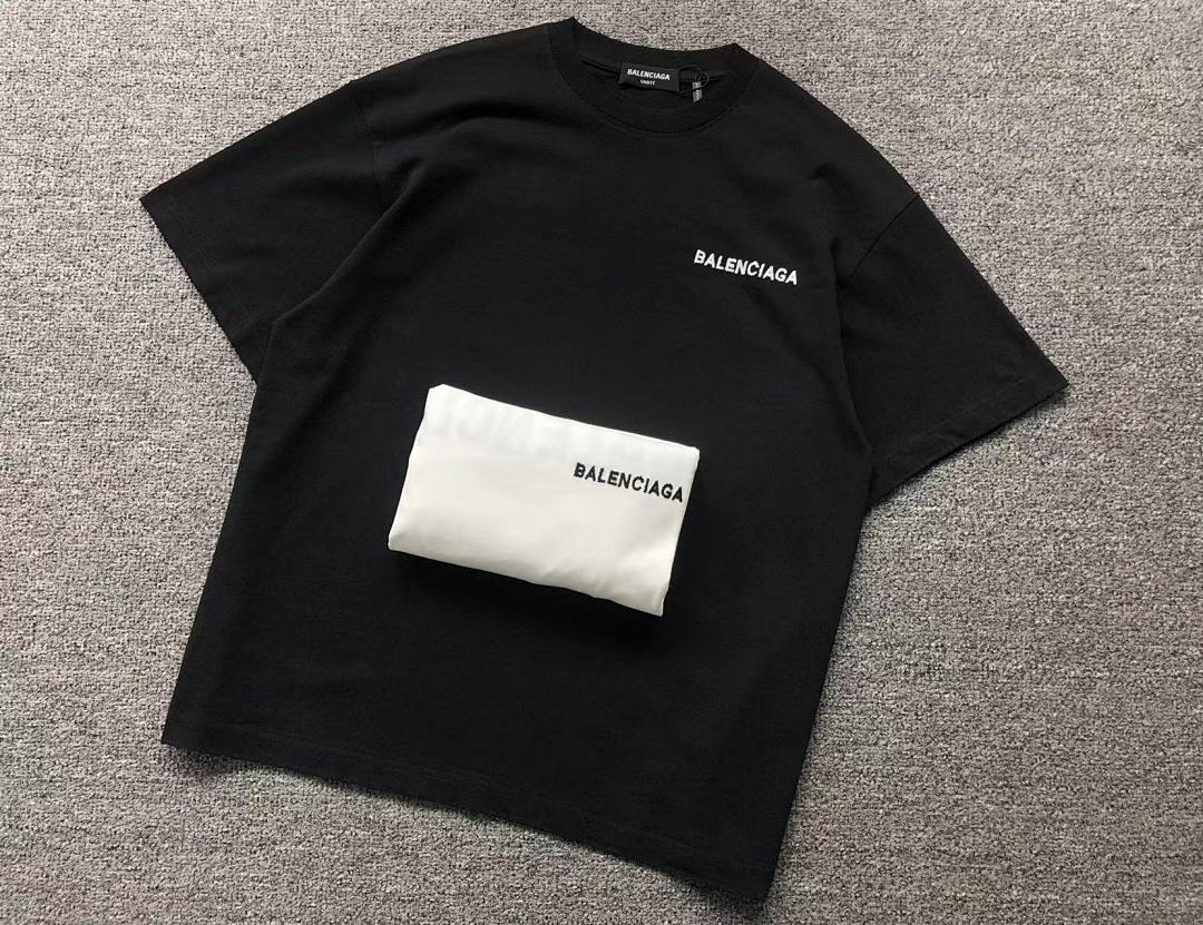 Balenciaga 118 B⭐L⭐⭐⭐IA⭐A T-SHIRT 504182021 (Im 170Cm 60Kg I Wear Size S In The Phot) - Image 15