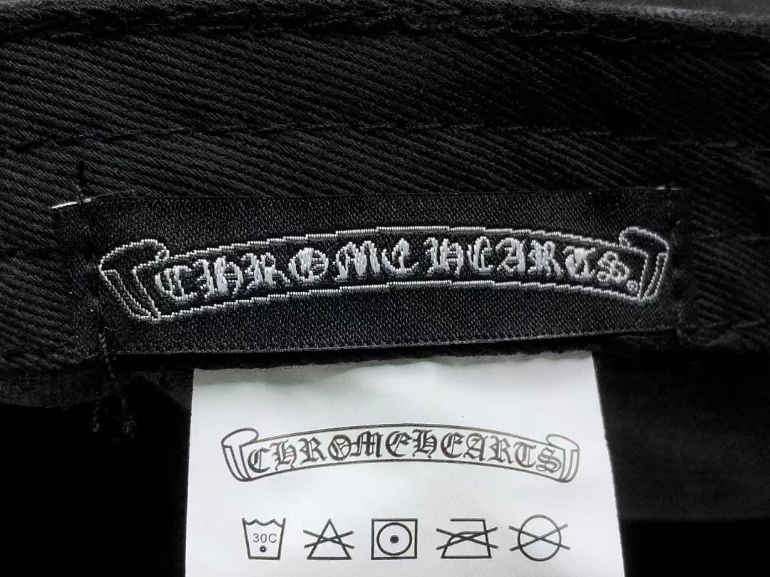 Comme des Garcons 75 C⭐⭐OME HE⭐⭐TS - Image 13