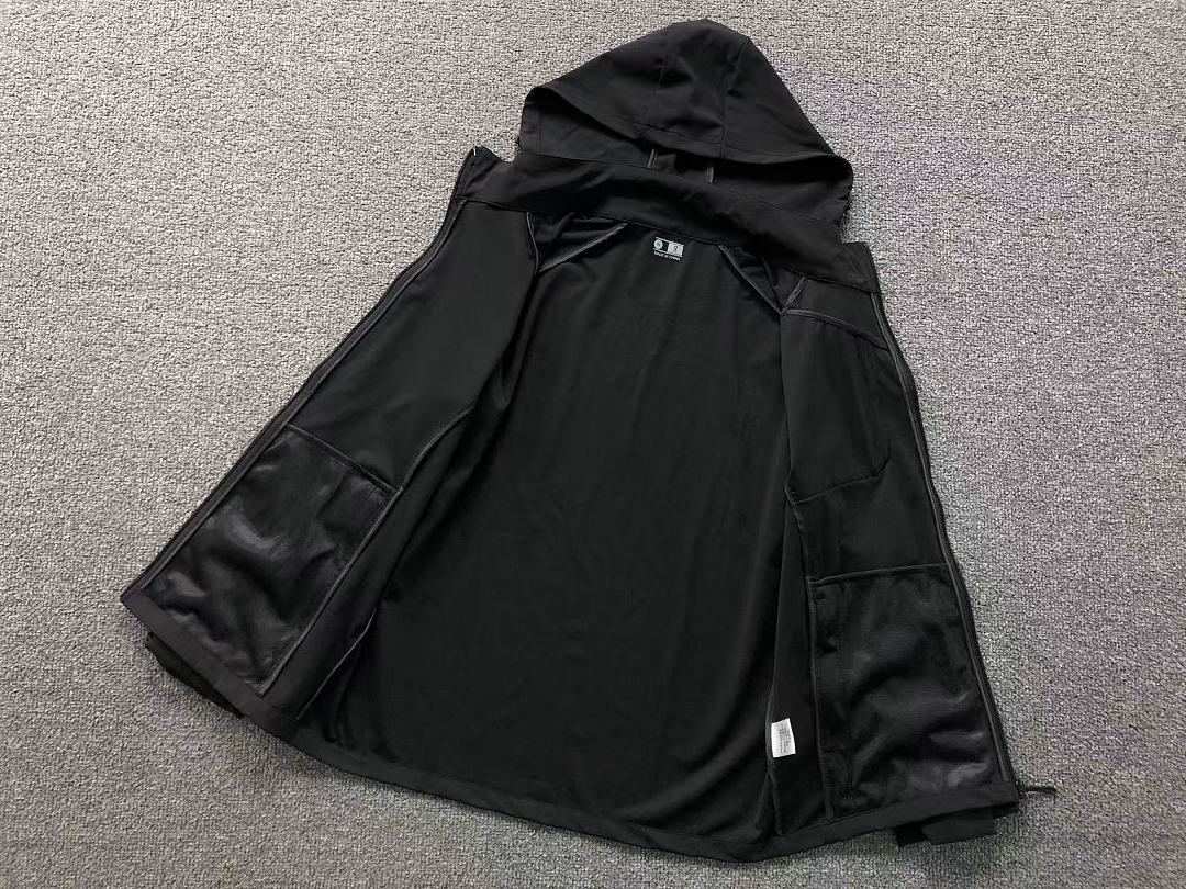On Running 208 ON JACKET 2207110704 (Im 170Cm 60Kg I Wear Size XL In The Phot) - Image 33
