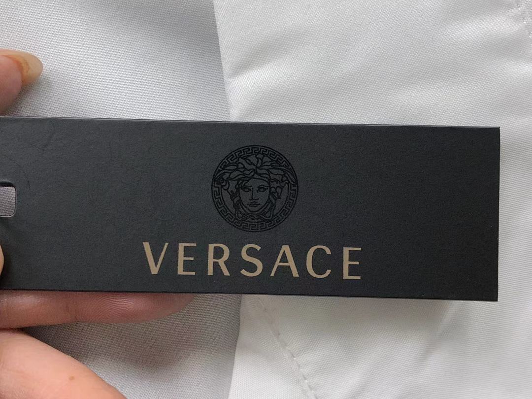 Versace SHORTS 95 V⭐⭐SA⭐E SHIRT - Image 21