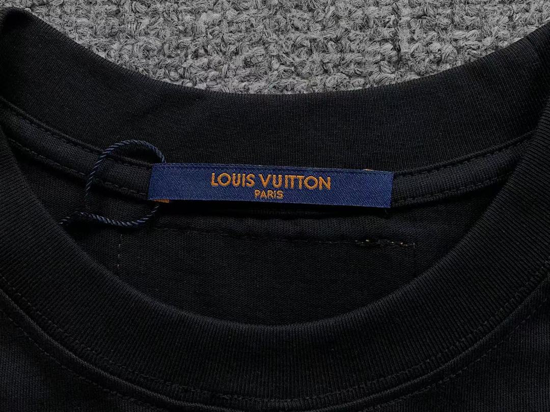 Louis Vuitton 125 L⭐ T-SHIRT 311212021 (Im 170Cm 57Kg I Wear Size XS In The Phot) - Image 20