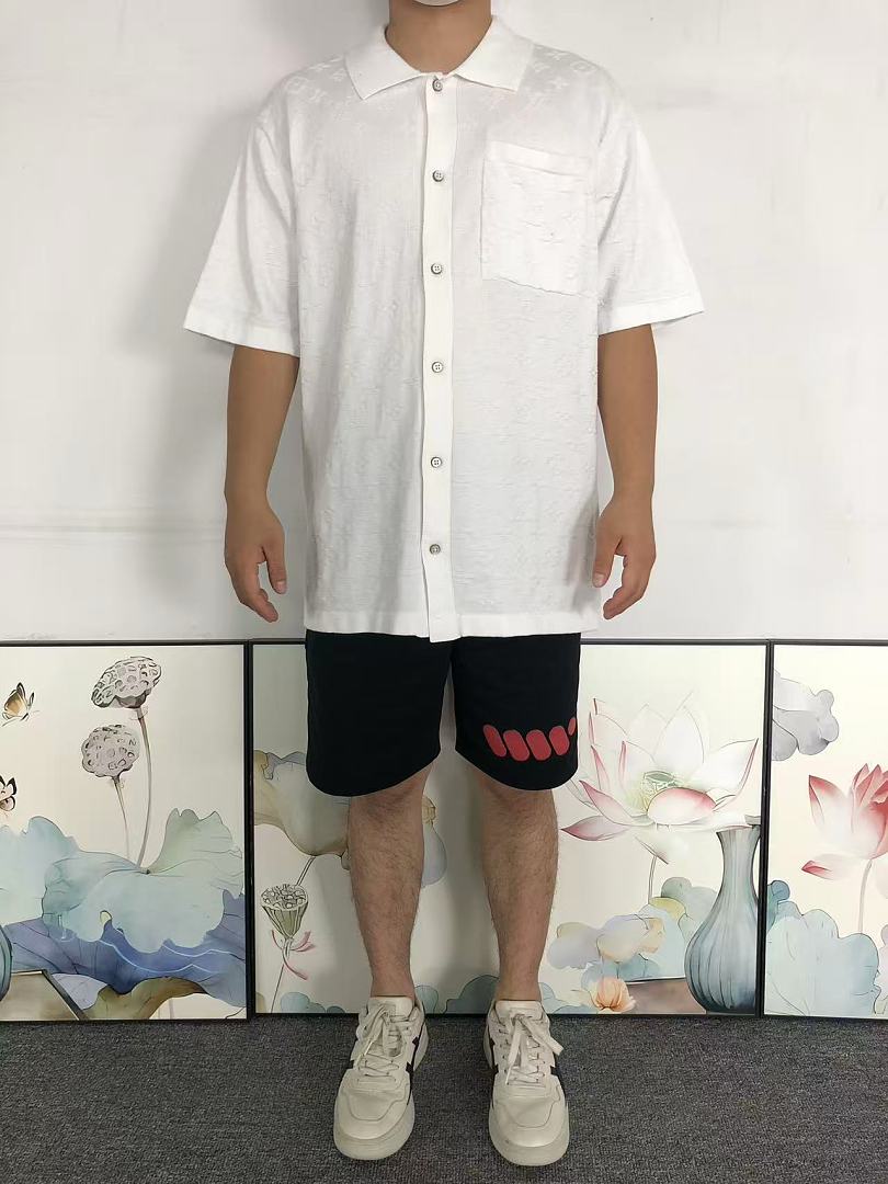 Louis Vuitton 195 L⭐ T-SHIRT 22071023125 (Im 170Cm 60Kg I Wear Size S In The Phot) - Image 3