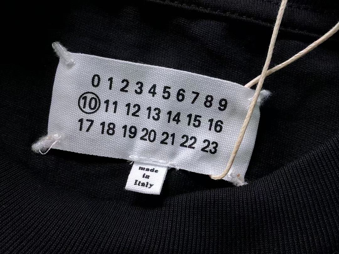 On Running 88 MAISON MARGIELA T-SHIRT 5231256162 (Im 170Cm 60Kg I Wear Size 46 In The Phot) - Image 20