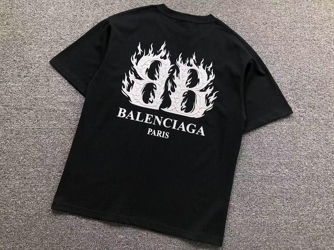 Balenciaga 108 B⭐L⭐⭐⭐IA⭐A T-SHIRT 213031321 (Im 170Cm 55Kg I Wear Size XS In The Phot) - Image 7