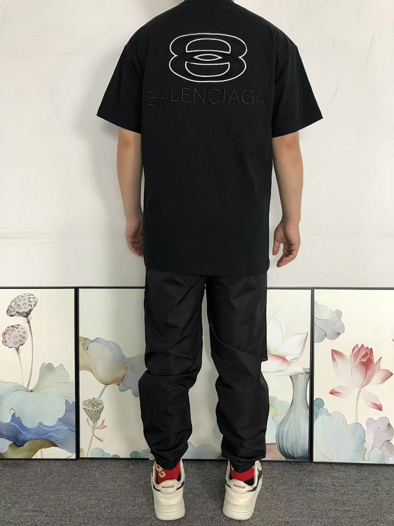 Balenciaga 135 B⭐L⭐⭐⭐IA⭐A T-SHIRT 3203272317 (Im 170Cm 60Kg I Wear Size M In The Phot) - Image 4