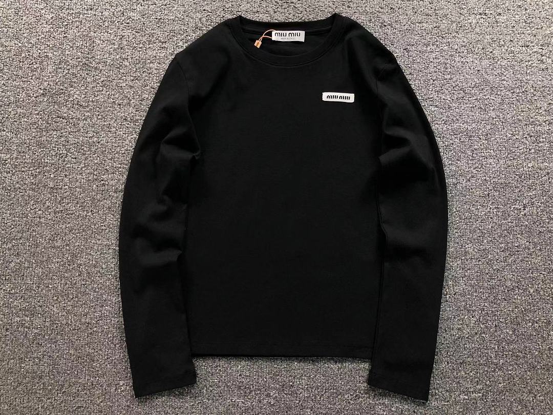 Miu Miu 135 M⭐U LONG SLEEVED FEMAIE - Image 11
