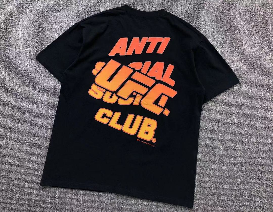 Christian Louboutin 85 ANTI SOCIAL CLUB T-SHIRT - Image 6