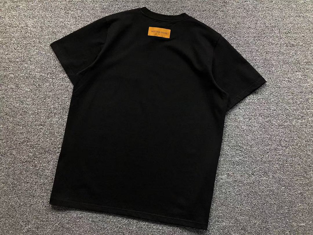 Louis Vuitton 115 L⭐ T-SHIRT 3105120860 (Im 170Cm 60Kg I Wear Size M In The Phot) - Image 17