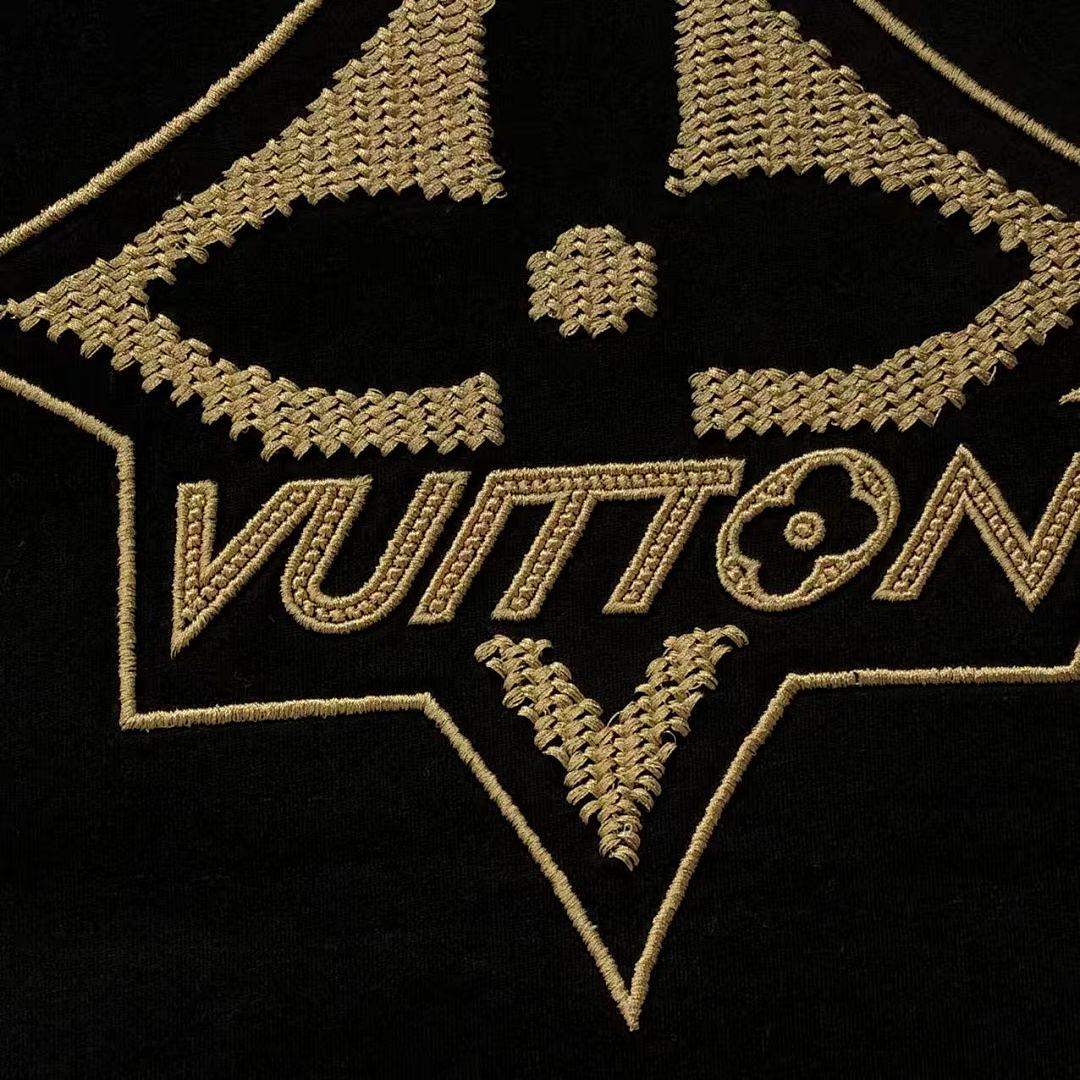 Louis Vuitton 118 L⭐ T-SHIRT 4123101133 (Im 170Cm 60Kg I Wear Size 2XL In The Phot) - Image 15