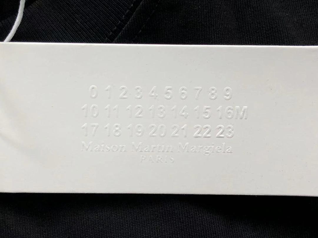 On Running 88 MAISON MARGIELA T-SHIRT 5231254162 (Im 170Cm 60Kg I Wear Size 46 In The Phot) - Image 25
