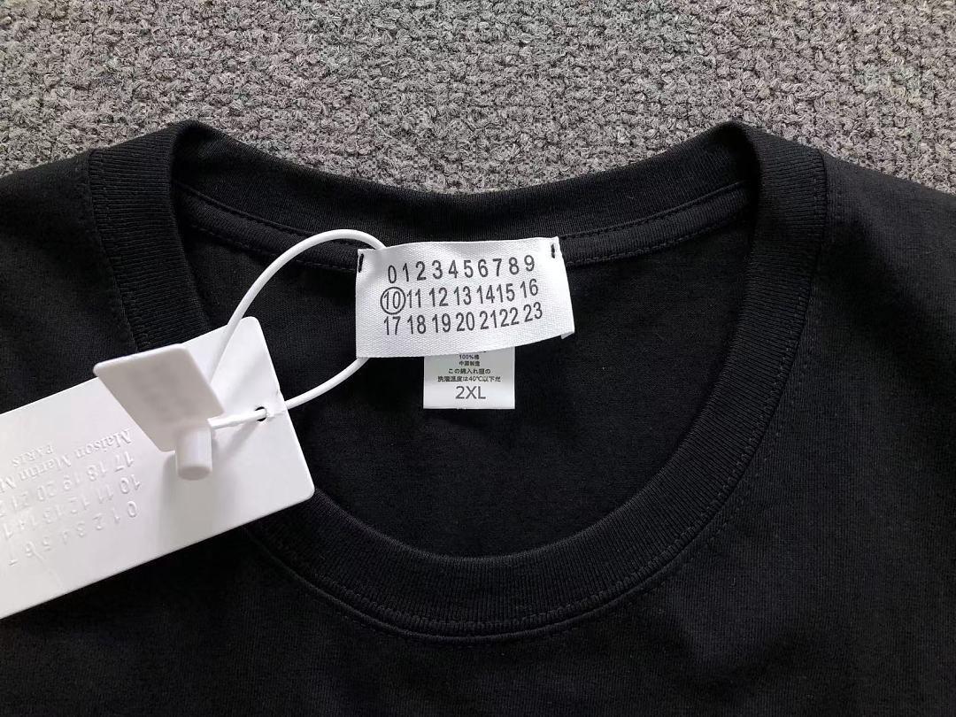 On Running 115 MAISON MARGIELA T-SHIRT 22051322172 (Im 170Cm 60Kg I Wear Size 2XL In The Phot) - Image 17