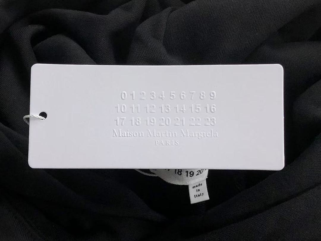 On Running 128 MAISON MARGIELA HOODIE 1102070451 (Im 170Cm 55Kg I Wear Size 44 In The Phot) - Image 21