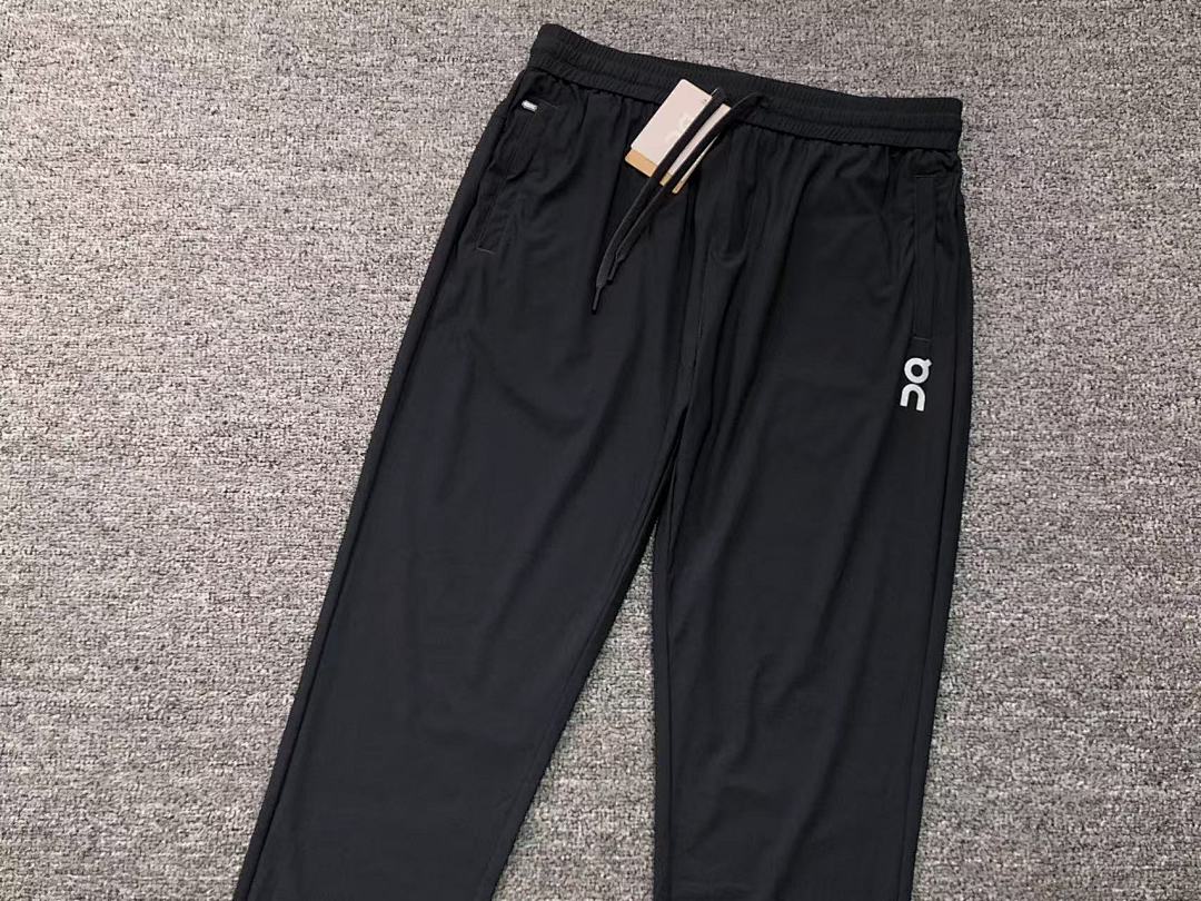 On Running 108 ON TROUSERS 3101053503 (Im 170Cm 60Kg I Wear Size XL In The Phot) - Image 13