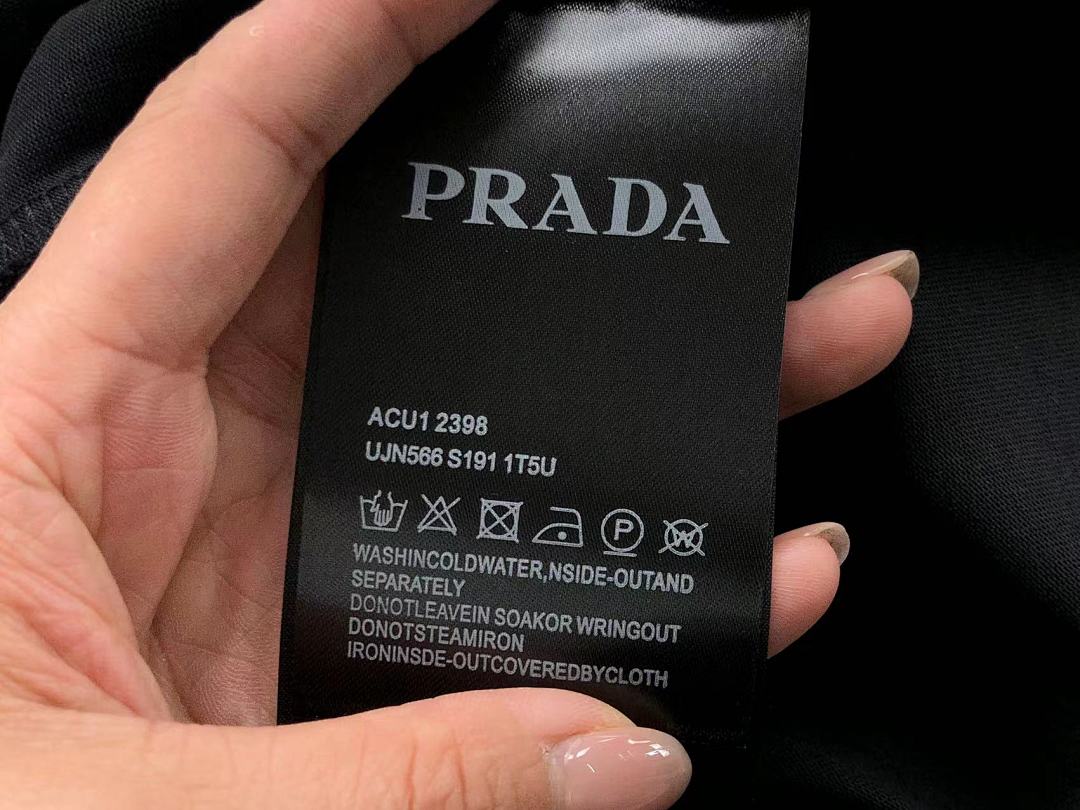 Prada 115 P⭐A⭐A T-SHIRT 3103234320 (Im 170Cm 60Kg I Wear Size S In The Phot) - Image 23
