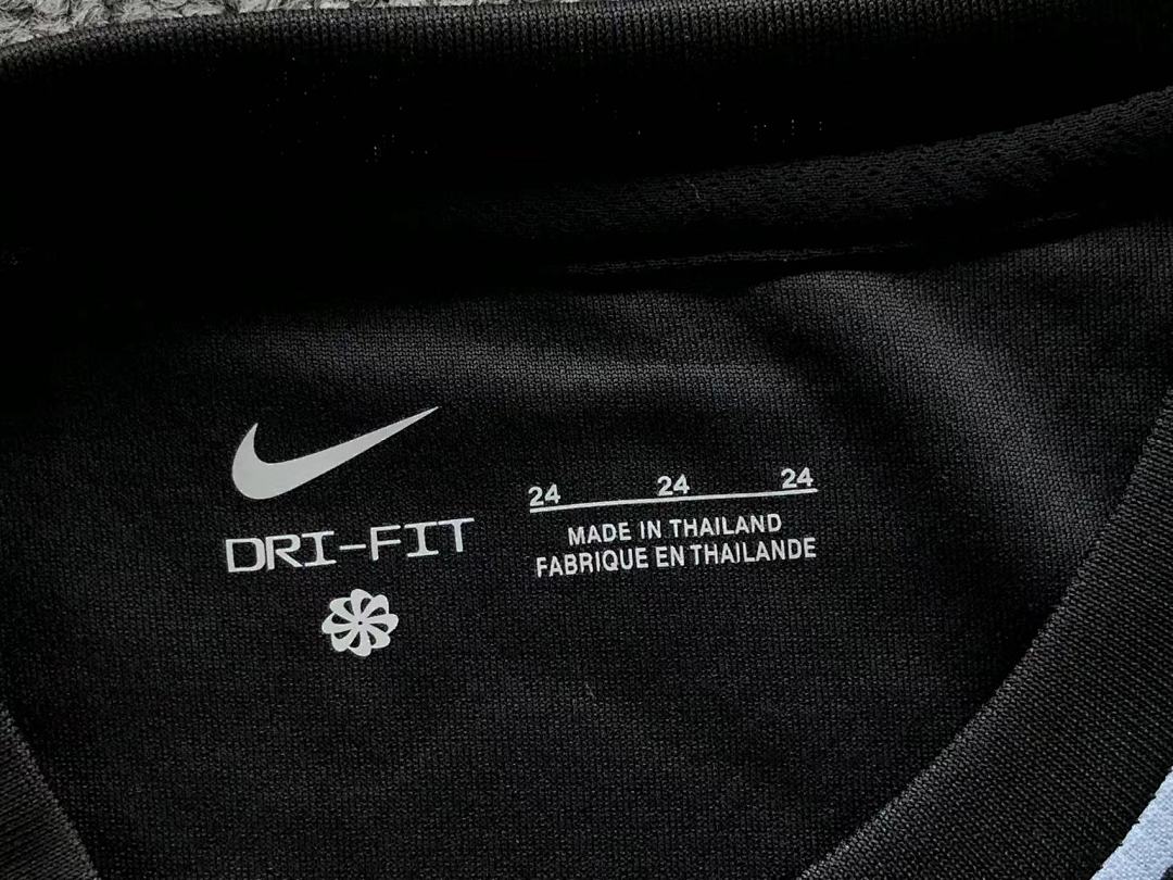 Chanel 75 FOOTBALL T-SHIRT SHORTS - Image 17