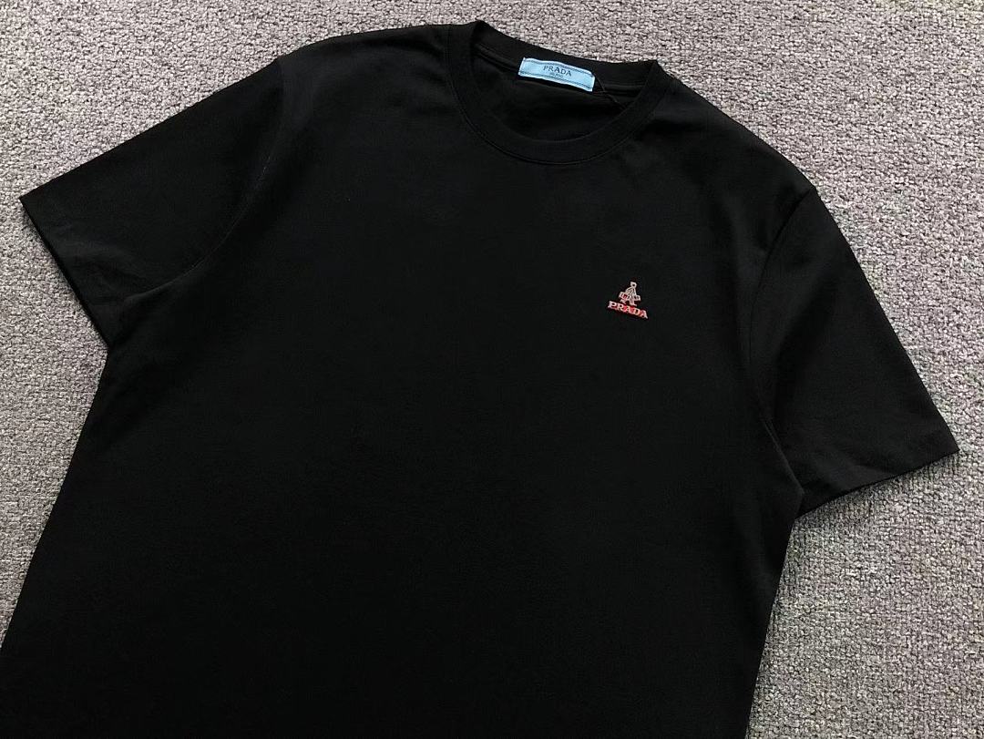 Prada 135 P⭐A⭐A T-SHIRT 2206260304 (Im 170Cm 60Kg I Wear Size 2XL In The Phot) - Image 9