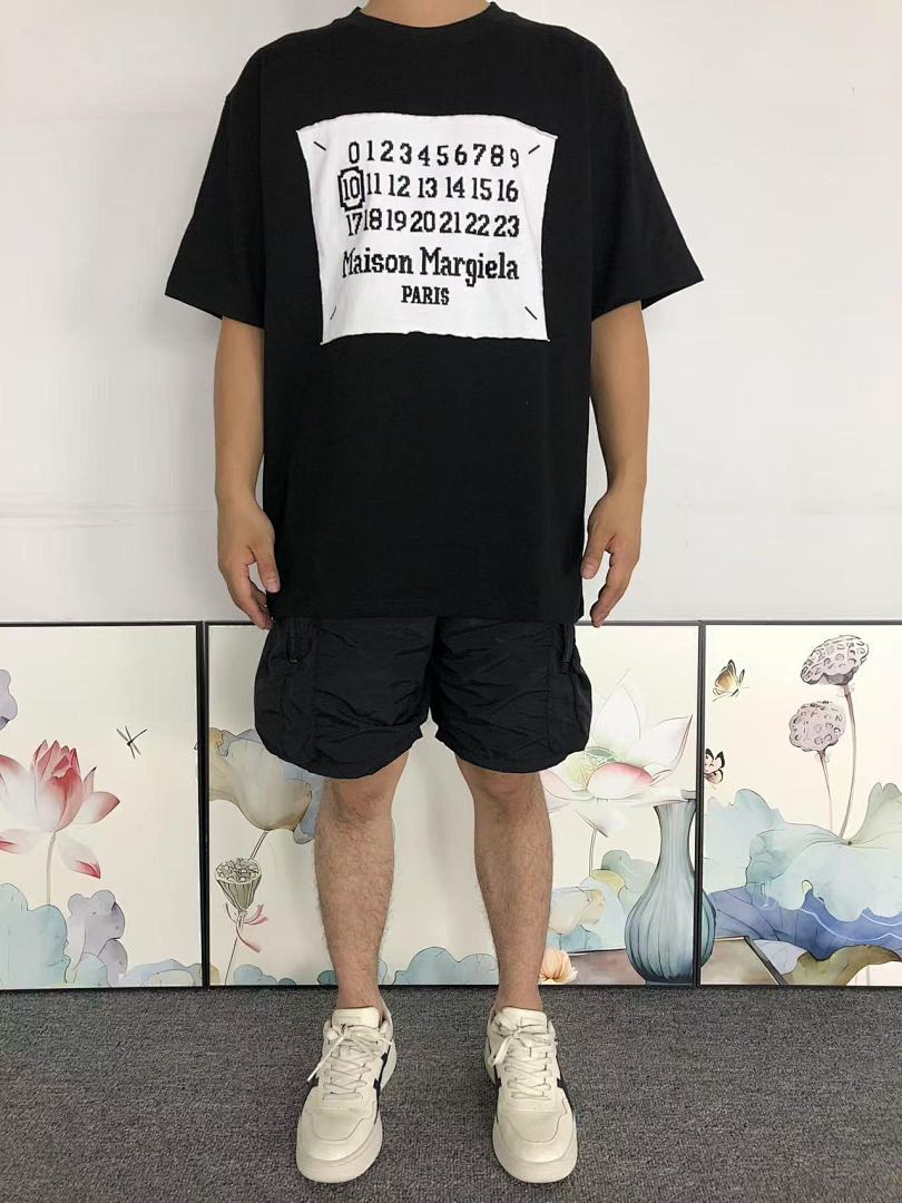 On Running 78 MAISON MARGIELA T-SHIRT 4107051486 (Im 170Cm 60Kg I Wear Size 46 In The Phot) - Image 3