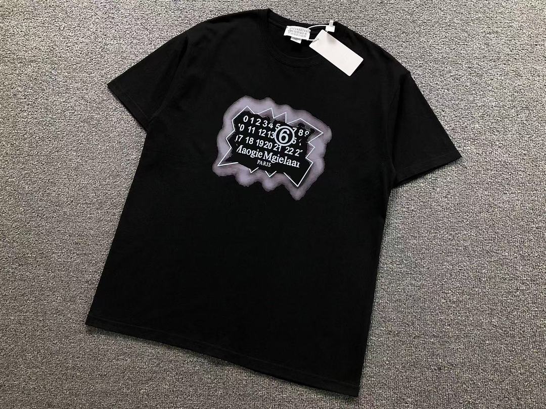 On Running 115 MAISON MARGIELA T-SHIRT 22051323172 (Im 170Cm 60Kg I Wear Size 2XL In The Phot) - Image 8