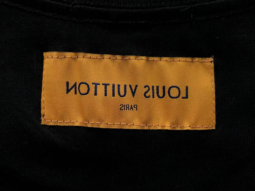 Louis Vuitton 158 L⭐ T-SHIRT 22040361001 (Im 170Cm 60Kg I Wear Size XS In The Phot) - Image 18