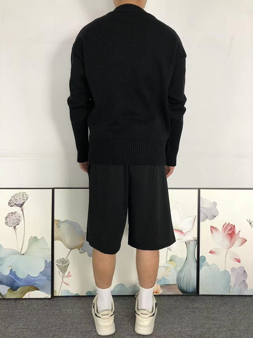 AMI 178 AMI SWEATER 4120201135 (Im 170Cm 60Kg I Wear Size XS In The Phot) - Image 4