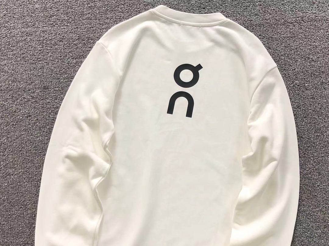 On Running 129 ON HOODIE 12961230 (Im 170Cm 60Kg I Wear Size M In The Phot) - Image 10