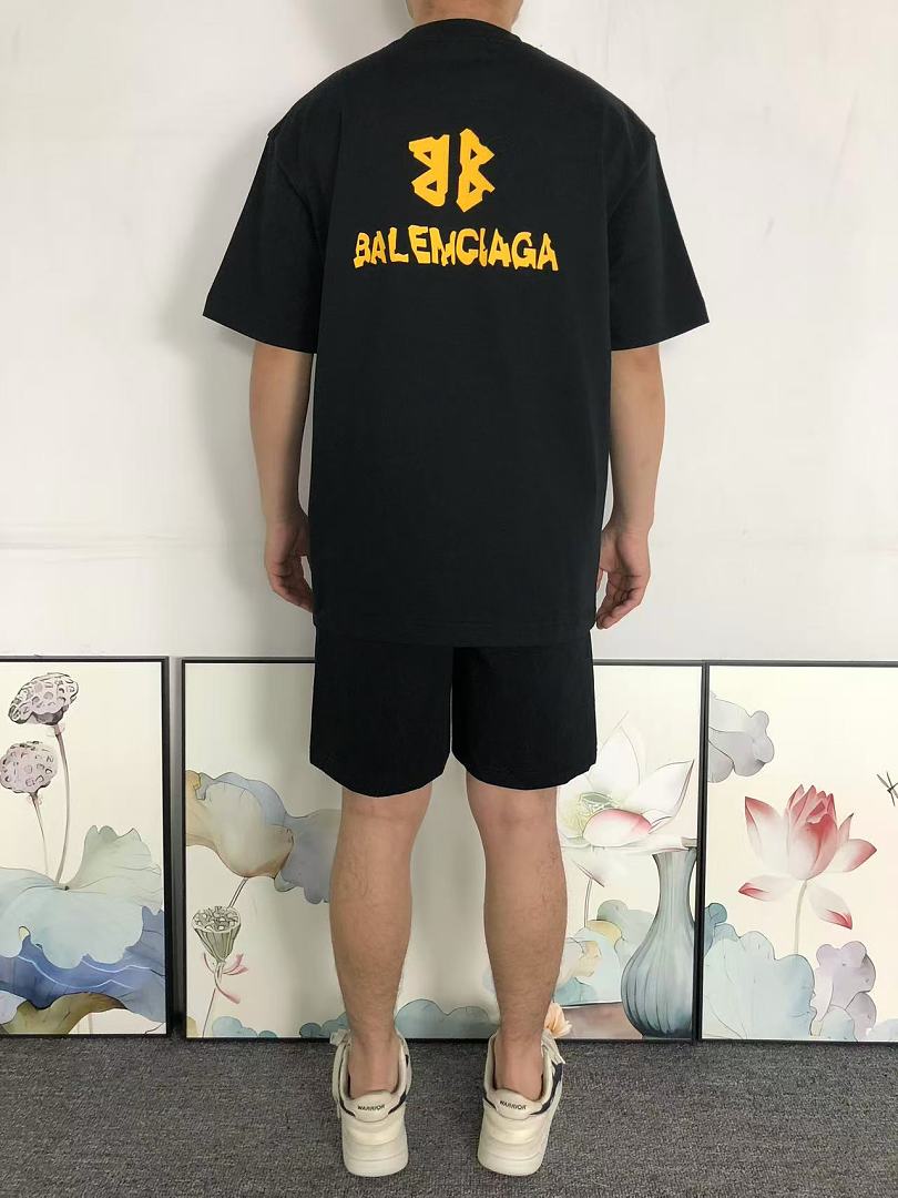 Balenciaga 118 B⭐L⭐⭐⭐IA⭐A T-SHIRT 5241616147 (Im 170Cm 60Kg I Wear Size M In The Phot) - Image 4