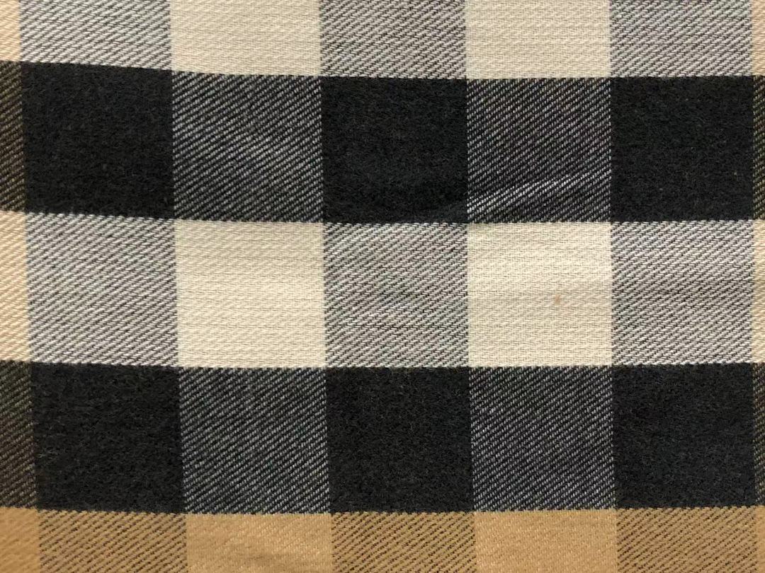 Burberry 135 B⭐R⭐E⭐RY SHAWL 510240876 (Long 154CM* Wide 135CM) - Image 7