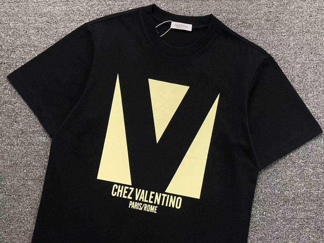 Valentino 138 VALENTINO T-SHIRT 412282001 (Im 170Cm 55Kg I Wear Size M In The Phot) - Image 9