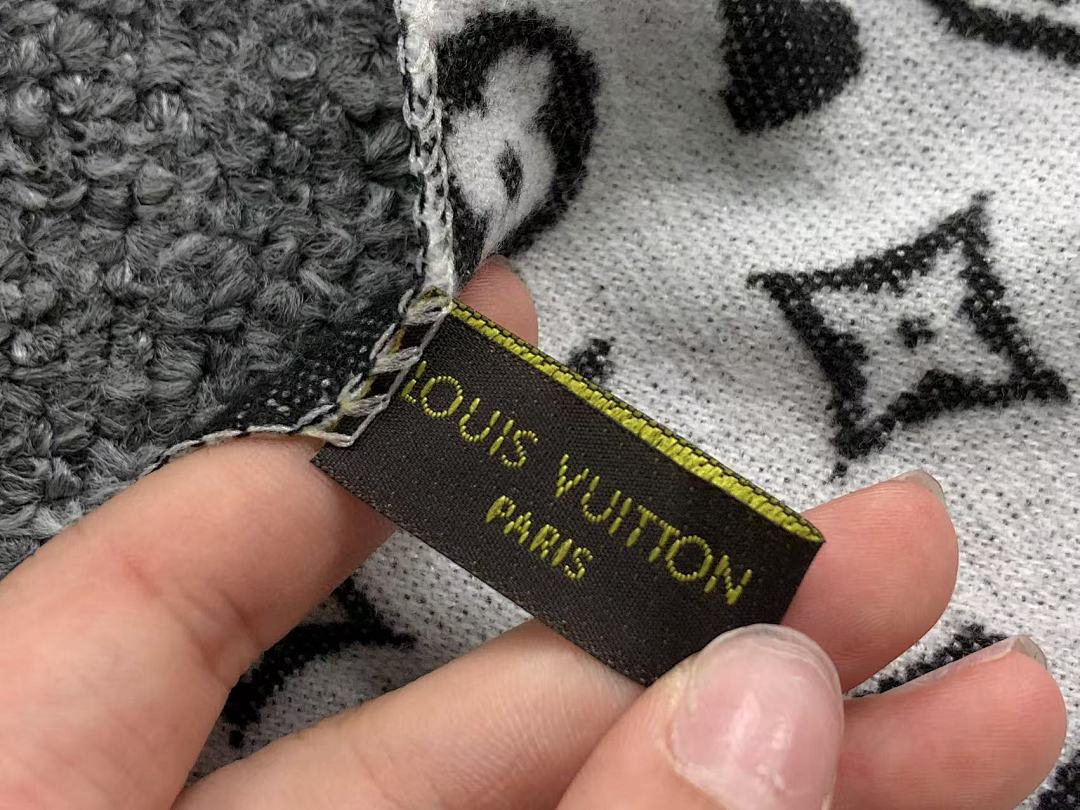 Louis Vuitton 98 L⭐ SCARF (Long 180CM* Wide 65CM*) - Image 12