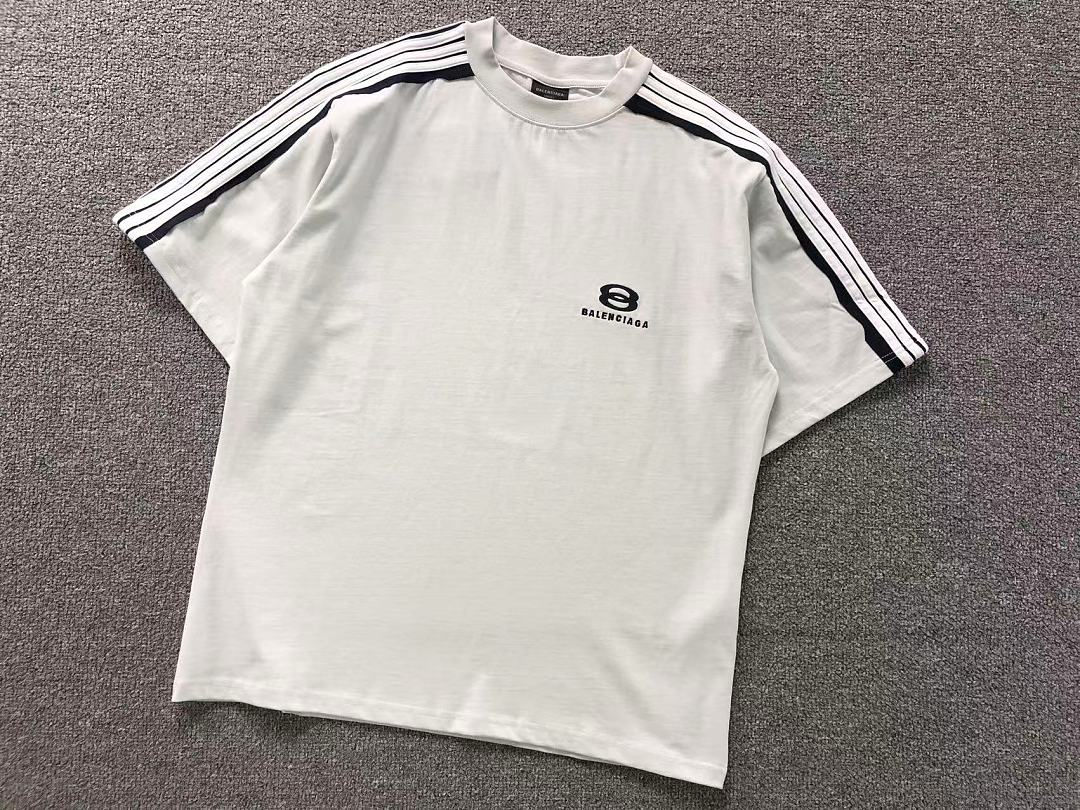 Balenciaga 135 B⭐L⭐⭐⭐IA⭐A T-SHIRT 42042602163 (Im 170Cm 60Kg I Wear Size XS In The Phot) - Image 7