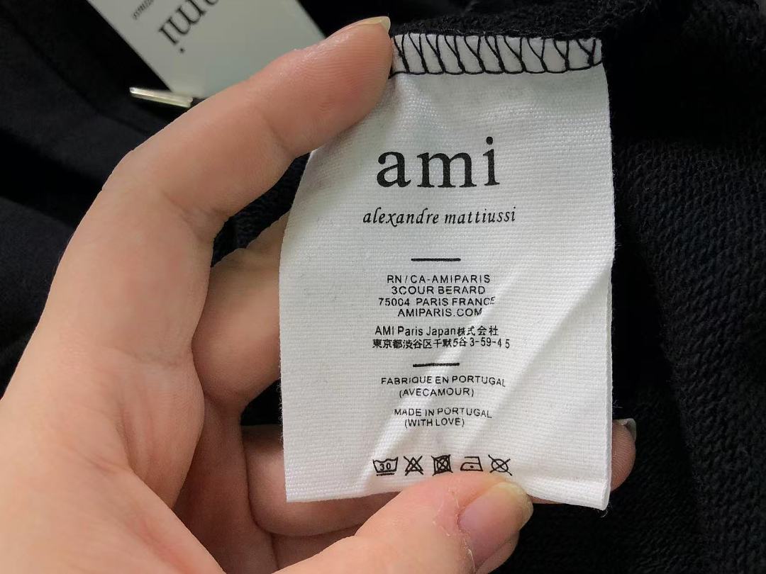 AMI 188 AMI HOODIE 22082705001 (Im 170Cm 60Kg I Wear Size M In The Phot) - Image 40