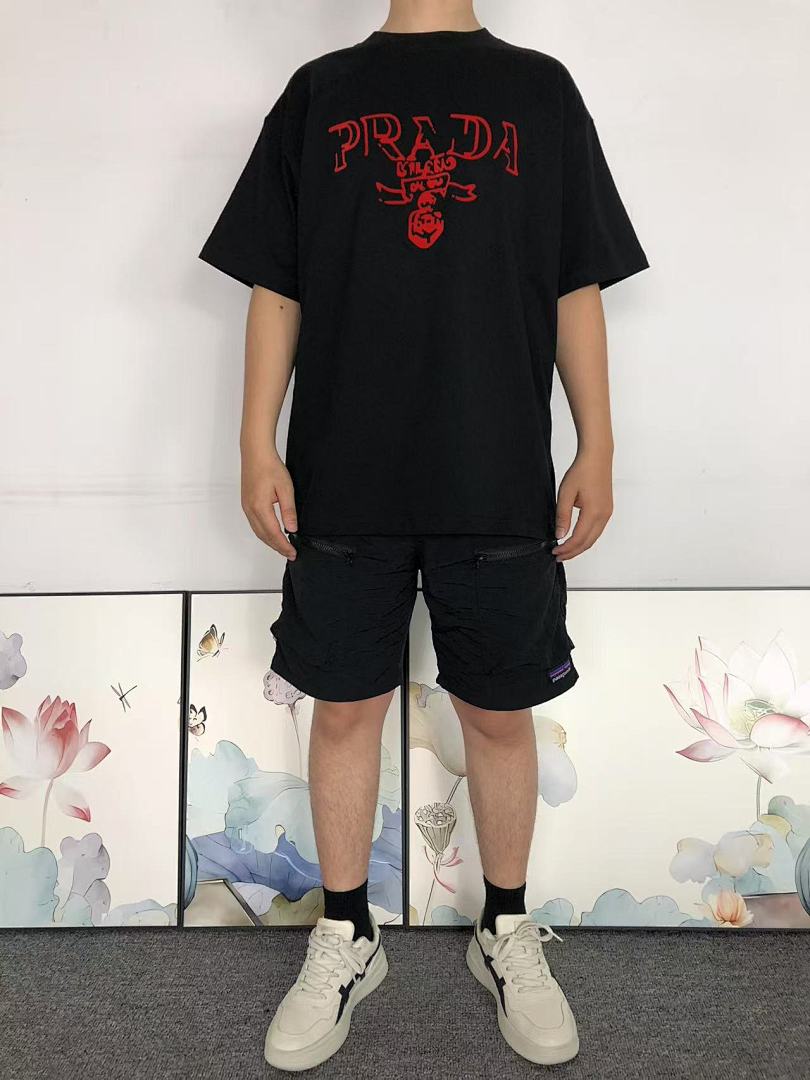 Prada 118 P⭐A⭐A T-SHIRT 41080211133 (Im 170Cm 60Kg I Wear Size XL In The Phot) - Image 3